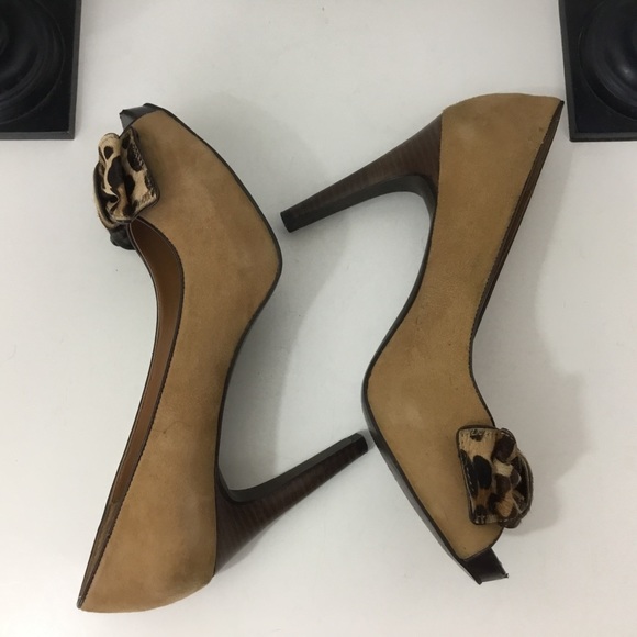 B Makowsky Tan Suede Heels, 8 1/2M - Picture 5 of 8